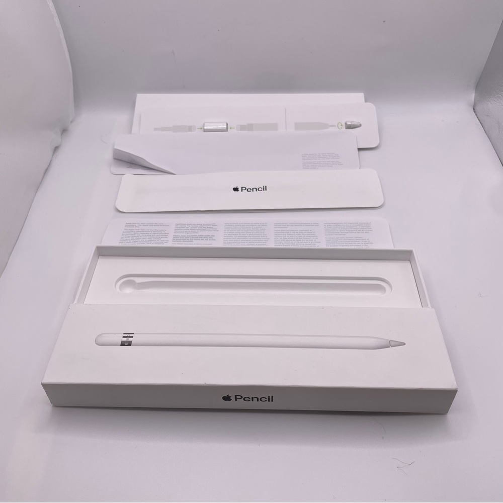 BOX ONLY APPLE PENCIL MKOC2AM/A WITH ACCESSORIES NO PENCIL NO PEN